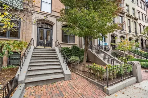 204 Beacon St #B, Boston, MA 02116