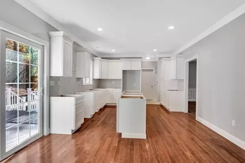 315 River St, Dunstable, MA 01827 photo 4