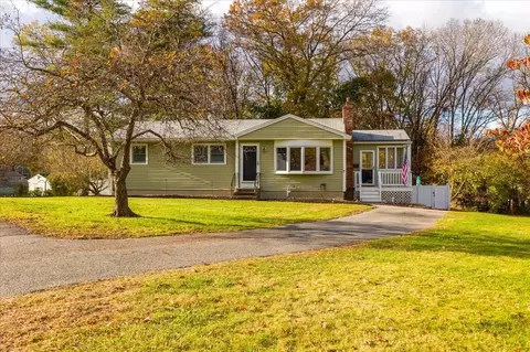 7 Dover Cir, Hudson, MA 01749