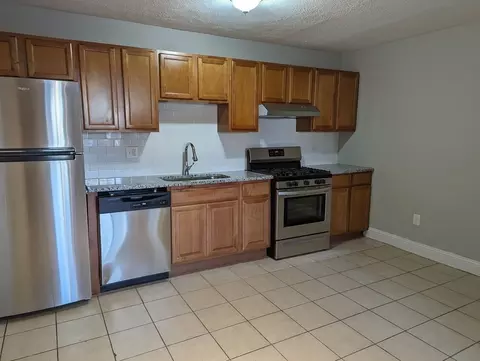 215 Glasgow St #1, Fall River, MA 02721 photo 3