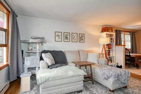 20 Roath St, Worcester, MA 01604 photo 4
