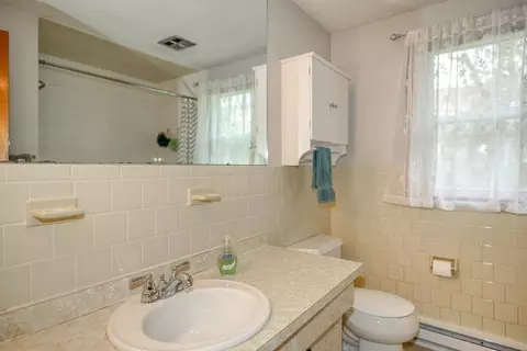 20 Roath St, Worcester, MA 01604 photo 14
