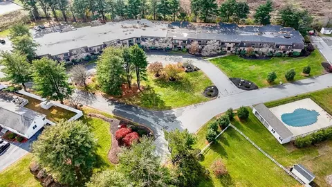 147 Sylvan St #1B, Danvers, MA 01923