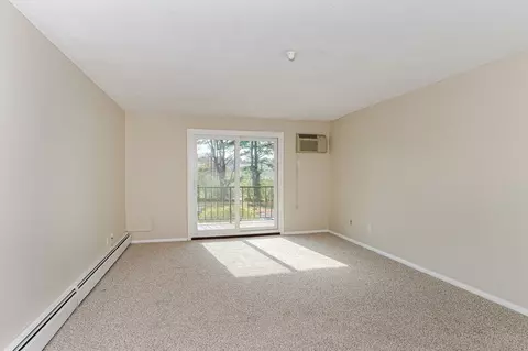 147 Sylvan St #1B, Danvers, MA 01923 photo 4