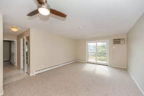 147 Sylvan St #1B, Danvers, MA 01923 photo 5