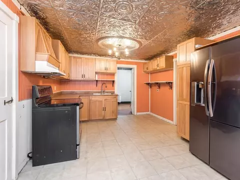 17 Pleasant St, Ware, MA 01082 photo 23