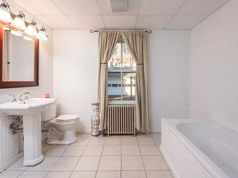 17 Pleasant St, Ware, MA 01082 photo 18