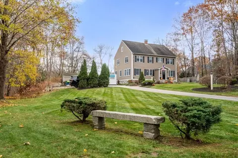 44 Marblehead St, North Reading, MA 01864