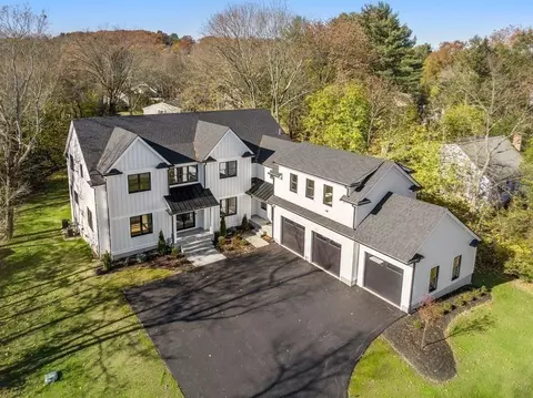 21 Beechnut Rd, Westwood, MA 02090