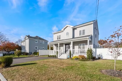336 Grattan St, Fall River, MA 02721 photo 2
