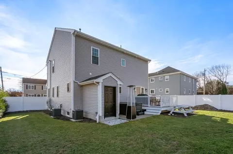 336 Grattan St, Fall River, MA 02721 photo 23