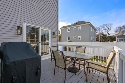 336 Grattan St, Fall River, MA 02721 photo 21