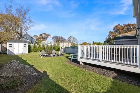 336 Grattan St, Fall River, MA 02721 photo 22
