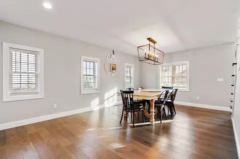 336 Grattan St, Fall River, MA 02721 photo 4