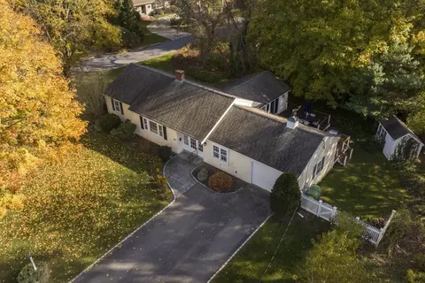 48 Pine Ln, Barnstable, MA 02655 photo 2