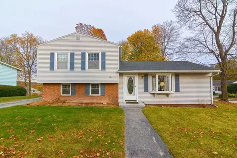 31 Tahanto Rd, Worcester, MA 01602