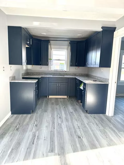 69 Orchard St, Raynham, MA 02767 photo 4