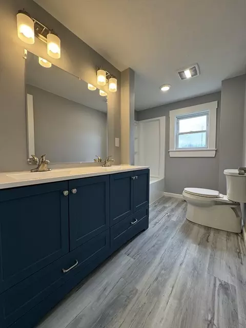 69 Orchard St, Raynham, MA 02767 photo 5
