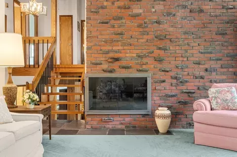 22 Maple Ave, Boxford, MA 01921 photo 4