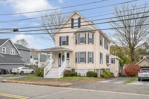 174 Park St, Stoneham, MA 02180