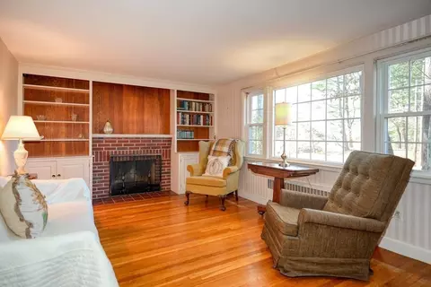 3 Oak Hill Dr, Walpole, MA 02081 photo 9