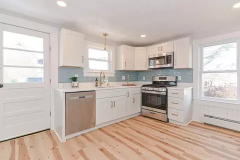 28 Poplar St, Winchendon, MA 01475