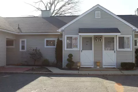 152 Greenwood Ter #152, Chicopee, MA 01022