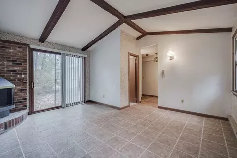 80 Embassy Rd, Springfield, MA 01119 photo 19