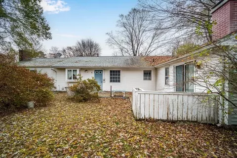 80 Embassy Rd, Springfield, MA 01119 photo 35