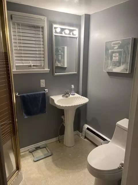 95 Pleasant Cir, Canton, MA 02021 photo 11