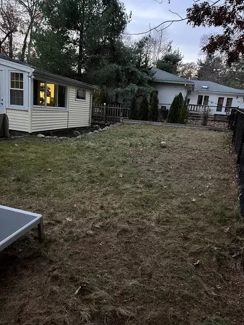 95 Pleasant Cir, Canton, MA 02021 photo 16