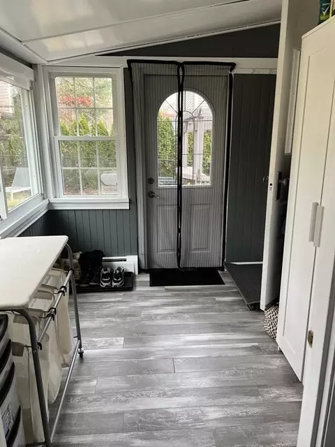 95 Pleasant Cir, Canton, MA 02021 photo 12