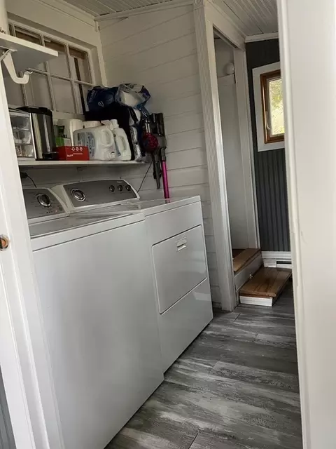 95 Pleasant Cir, Canton, MA 02021 photo 13