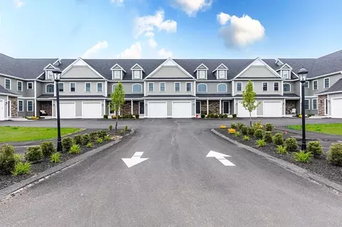 100 Lebaron Blvd #1, Lakeville, MA 02347