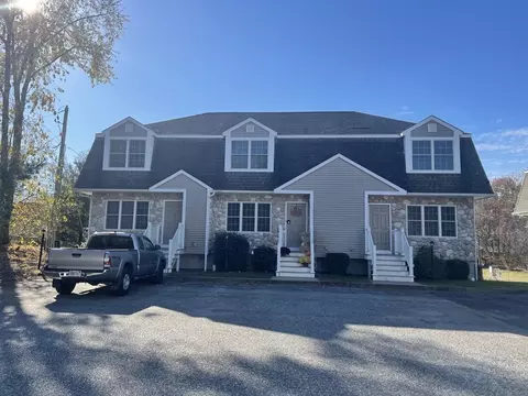 425 Brown St, Attleboro, MA 02703