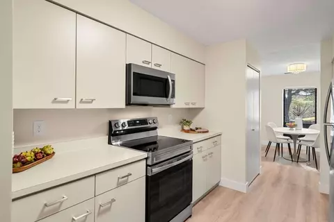 4 Summit Dr #7, Reading, MA 01867 photo 14
