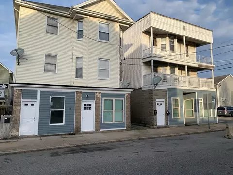 160 Brightman St #1, Fall River, MA 02720