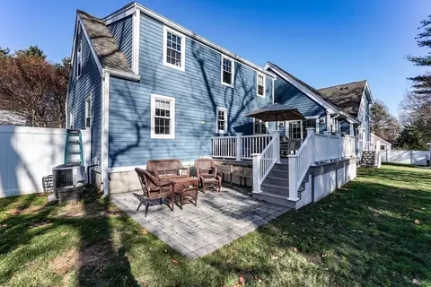 63 Smith Ave, Walpole, MA 02081 photo 6