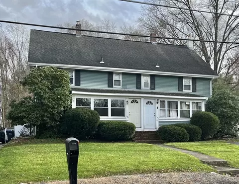 140 Mill St #140, Hopedale, MA 01747