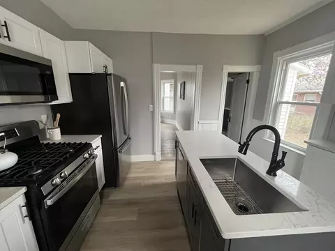23 Mount Tom Ave, Easthampton, MA 01027 photo 8
