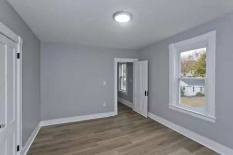 23 Mount Tom Ave, Easthampton, MA 01027 photo 25