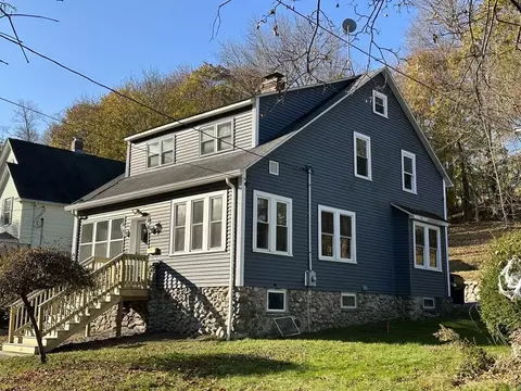 107 Beaconsfield Rd, Worcester, MA 01602 photo 2