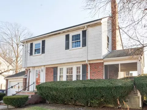 20 Ferncroft Rd, Boston, MA 02132