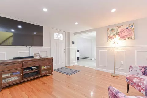 35 Francis St, Everett, MA 02149 photo 13