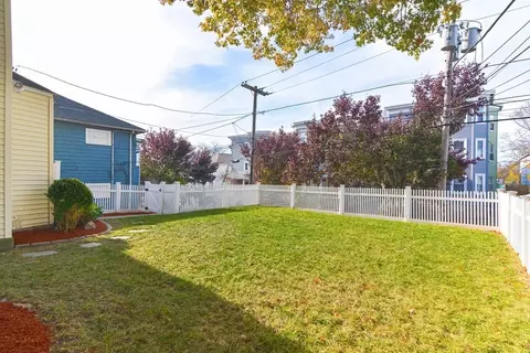 35 Francis St, Everett, MA 02149 photo 3