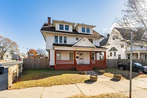 71 Mountainview St, Springfield, MA 01108