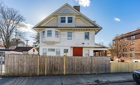 Exterior - 71 Mountainview St, Springfield, MA 01108 photo 5 of 6