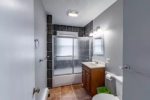 Bath - 71 Mountainview St, Springfield, MA 01108 photo 1 of 2