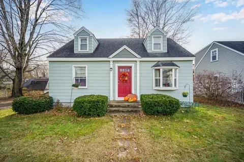 20 Spence St, Chicopee, MA 01020