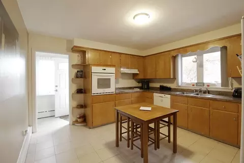 433 Slade St, Fall River, MA 02724 photo 13